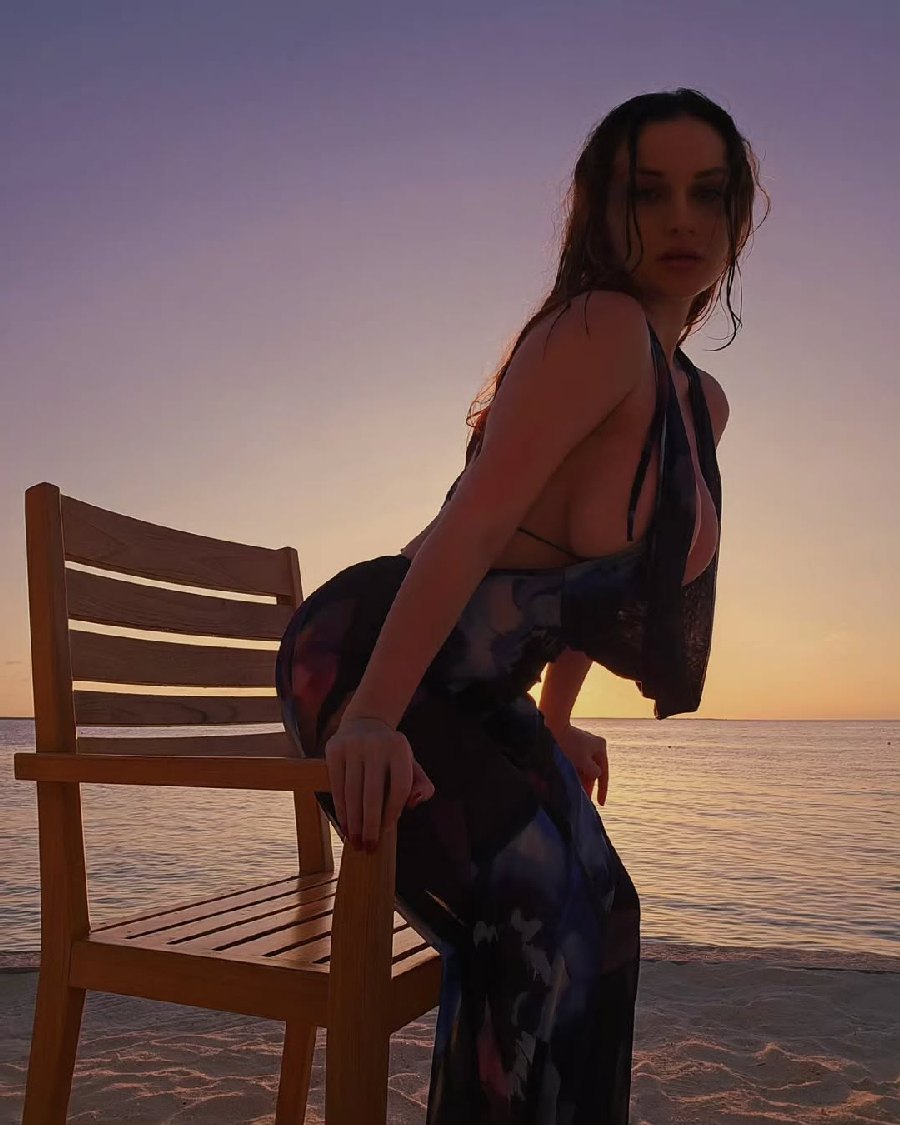 Sexy girl Miranda Faith nude in Caxias do Sul