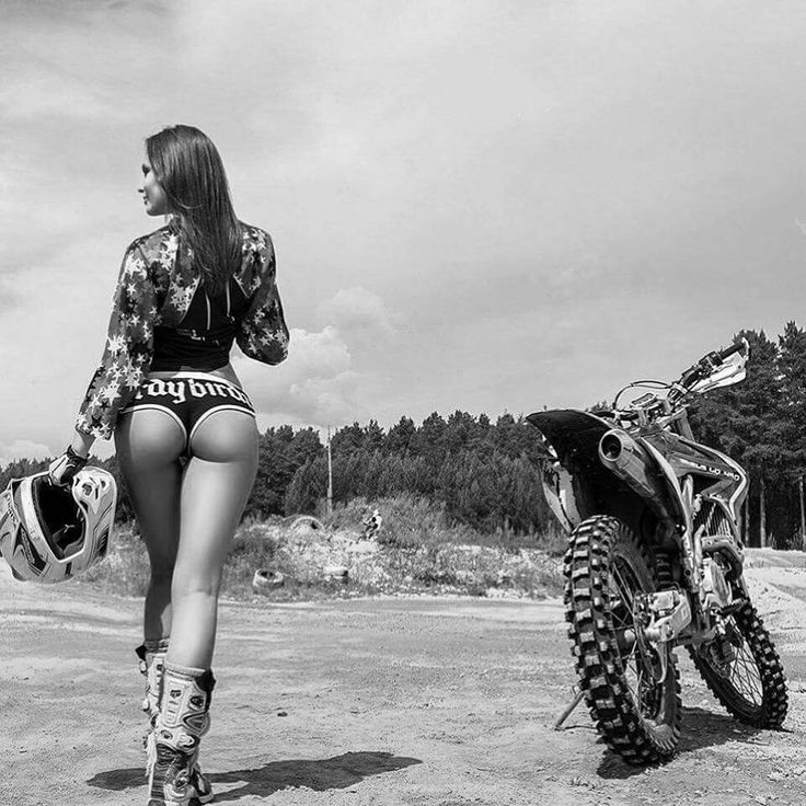 Beautiful girls and motorcycles in Caxias do Sul