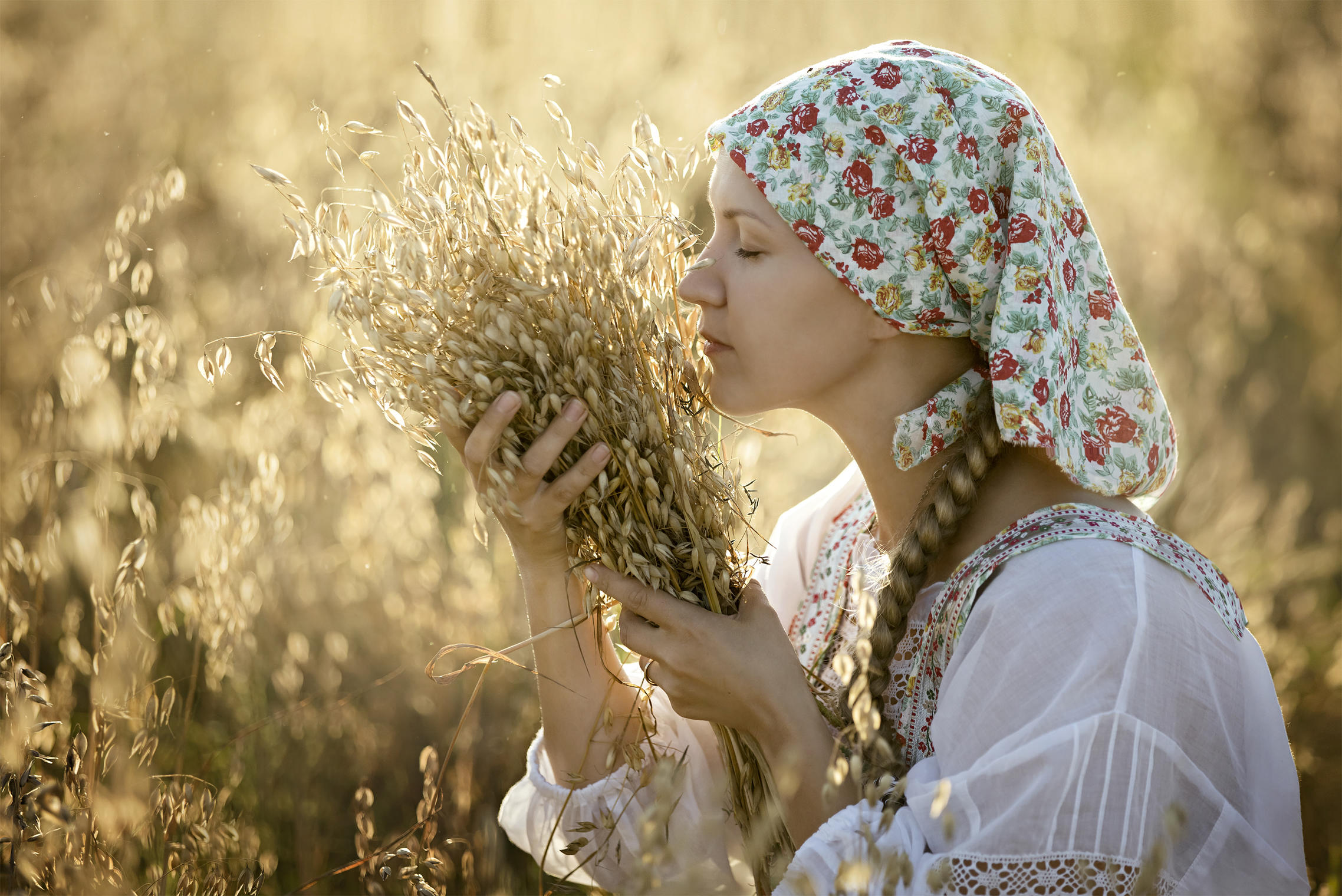 Photo Women in Slavic costumes in Caxias do Sul