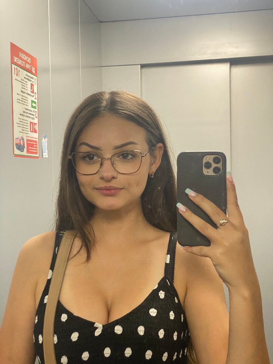 Sexy model Stacy in Caxias do Sul